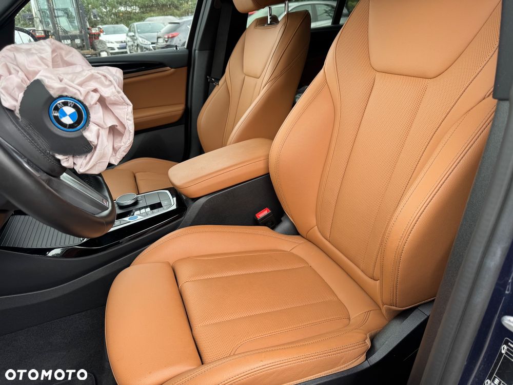 BMW iX3 80kWh Inspiring - 10