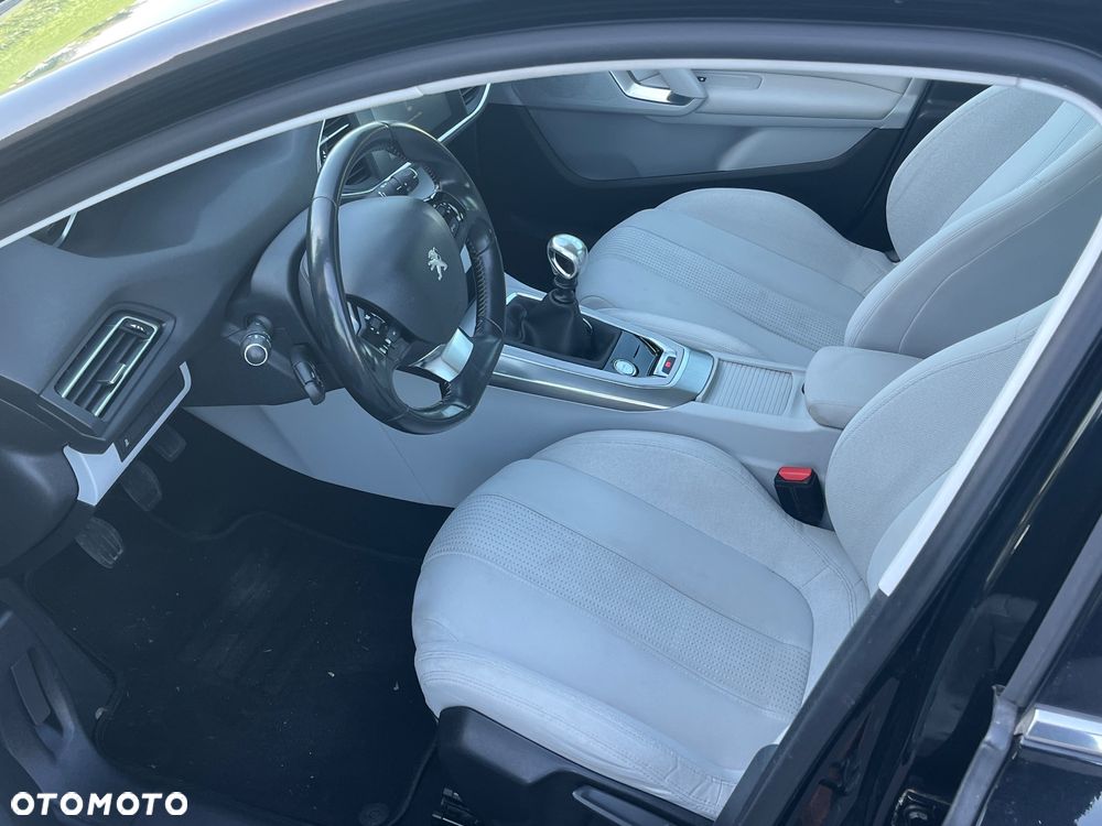 Peugeot 308 1.6 THP Active - 6