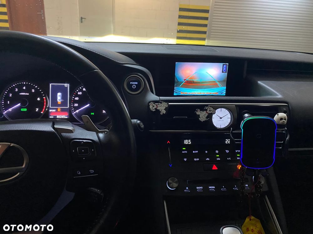 Lexus IS 300h Elegance - 2