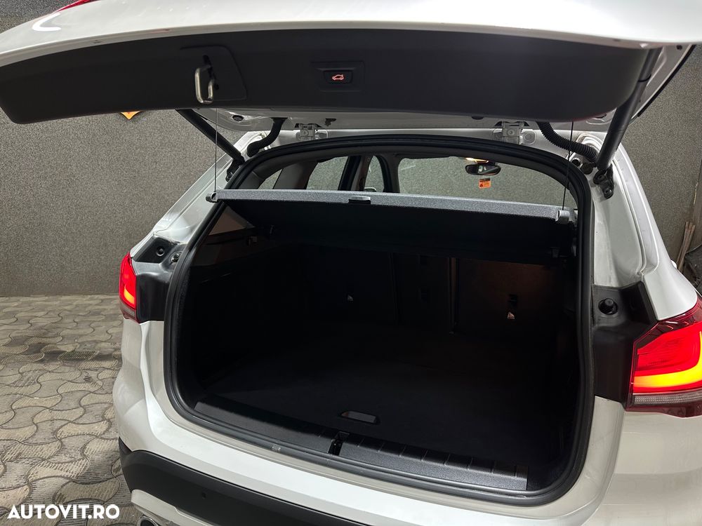 BMW X1 sDrive18d AT - 11