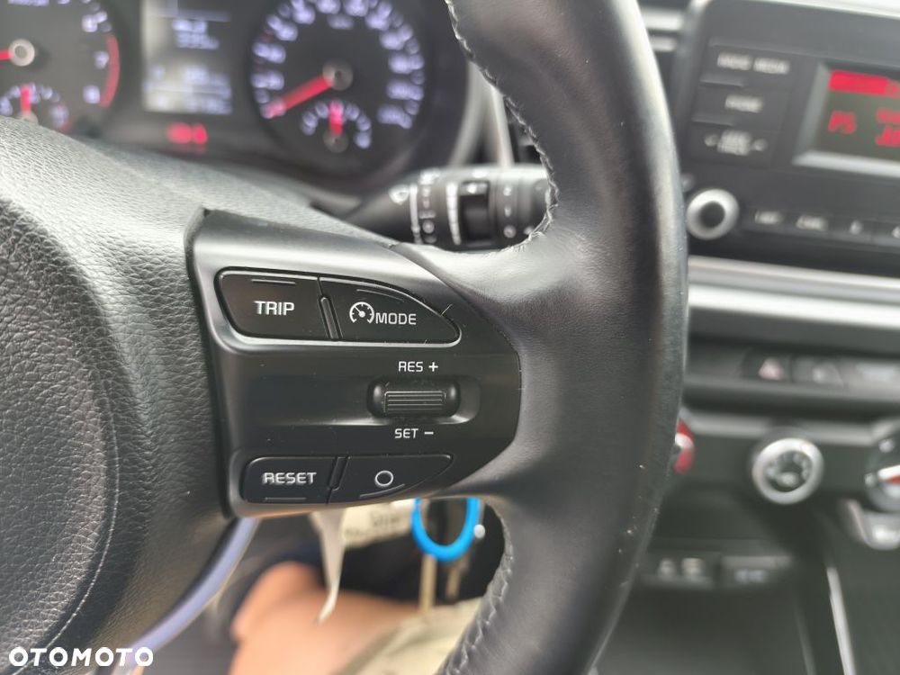 Kia Rio 1.2 XL - 26