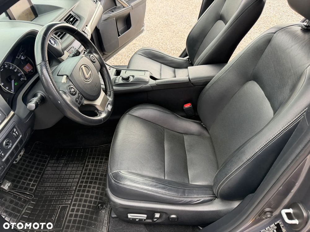 Lexus CT 200h F Sport Edition - 8