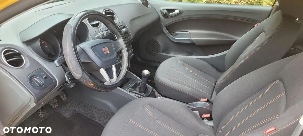 Seat Ibiza SC 1.2 12V Reference Salsa - 6