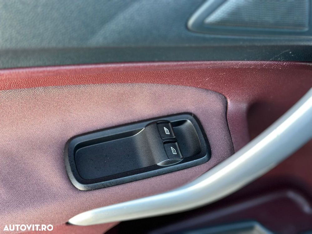 Ford Fiesta 1.4i Trend - 33