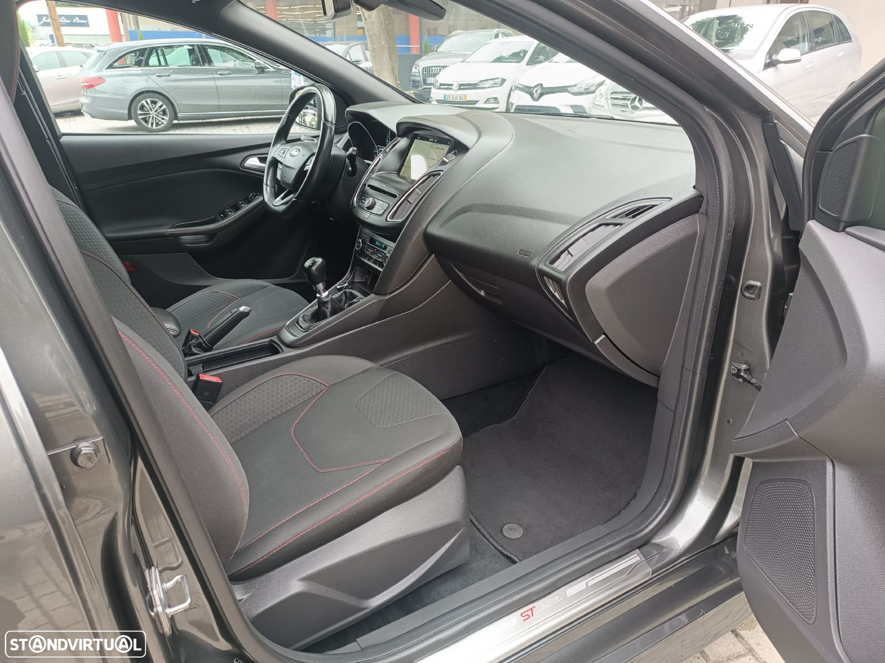 Ford Focus 1.5 TDCi EcoBlue ST-Line - 7