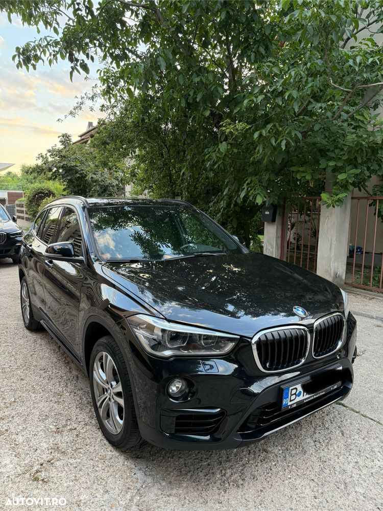 BMW X1 xDrive20i Aut. Sport Line - 1