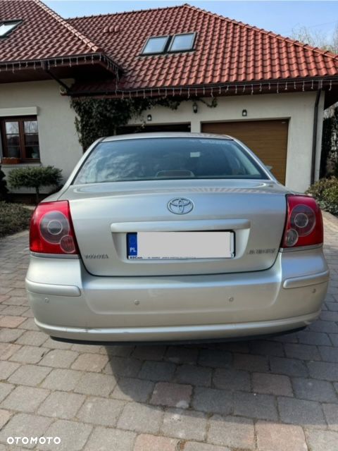 Toyota Avensis 2.0 VVT-i Sol plus - 4