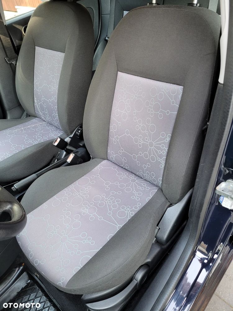 Ford Fiesta 1.3 - 11