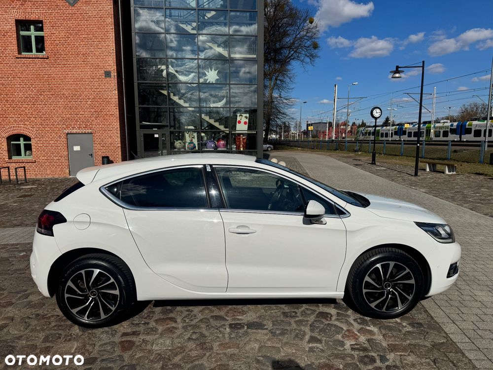 Citroën DS4 VTi 120 SoChic - 10