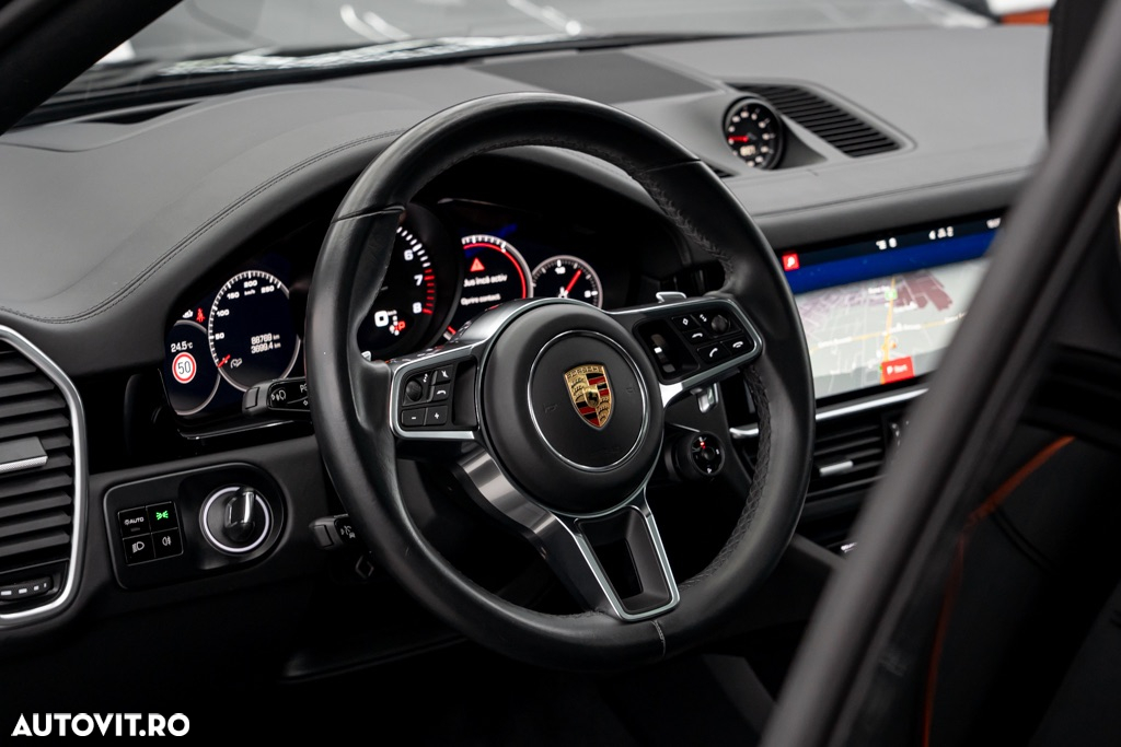 Porsche Cayenne Coupe Standard - 33