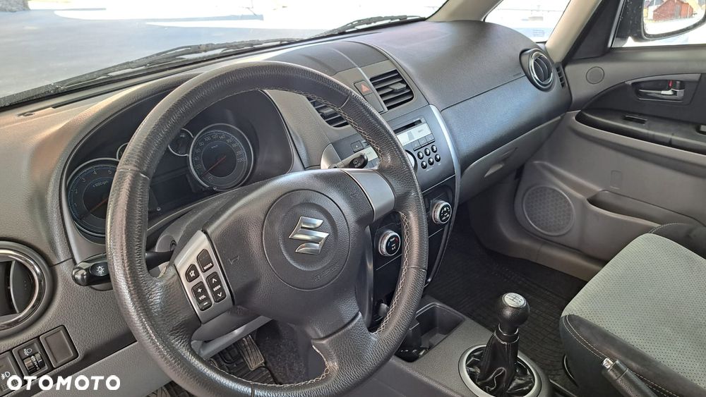 Suzuki SX4 - 9
