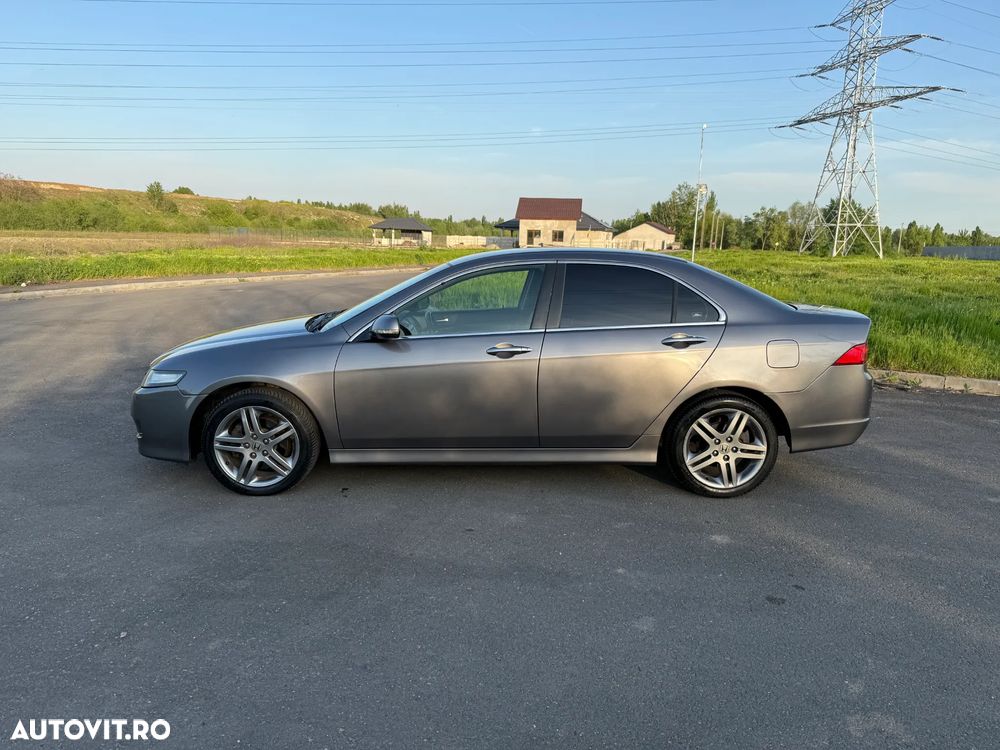 Honda Accord - 10