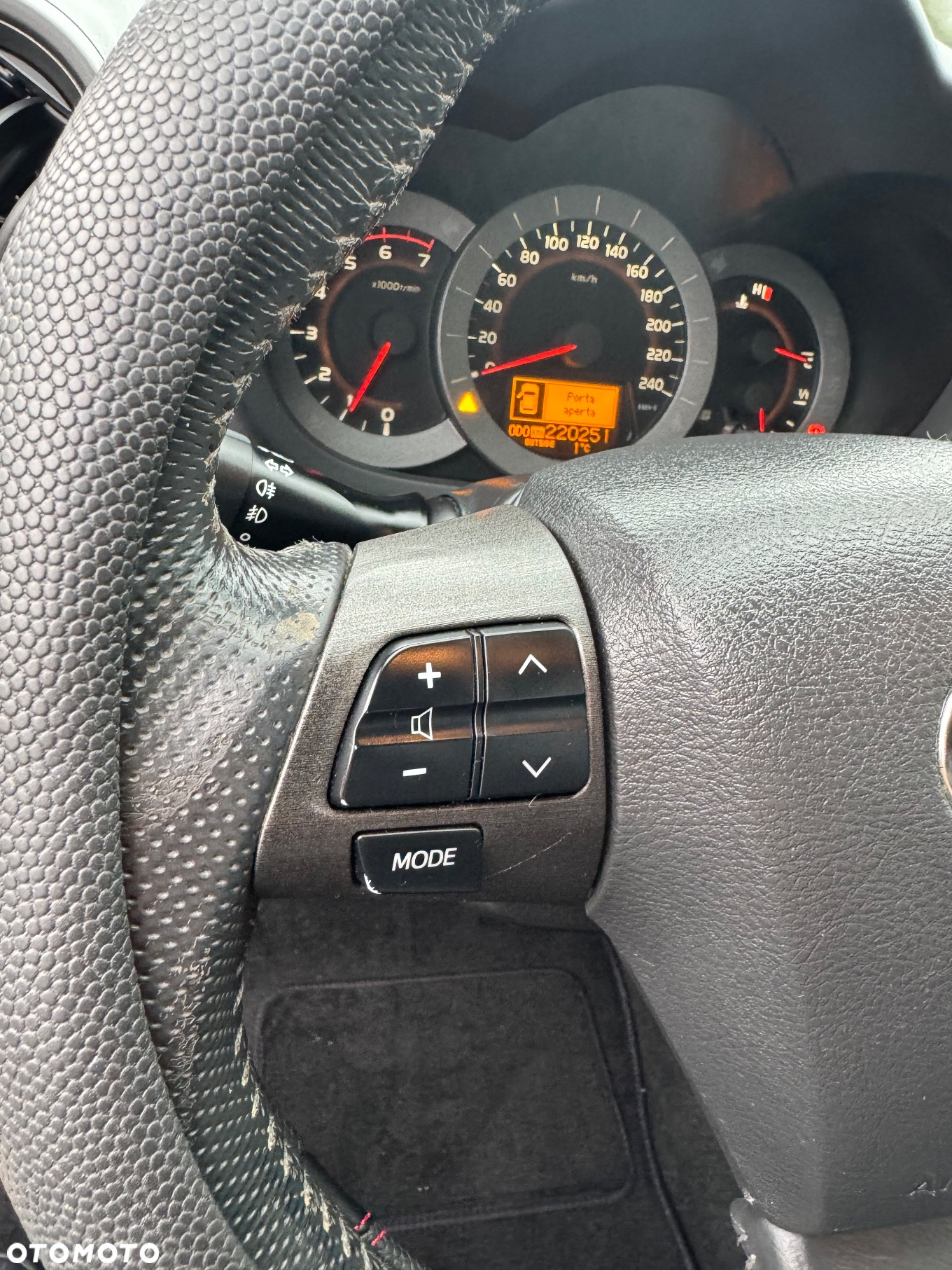 Toyota RAV4 - 27