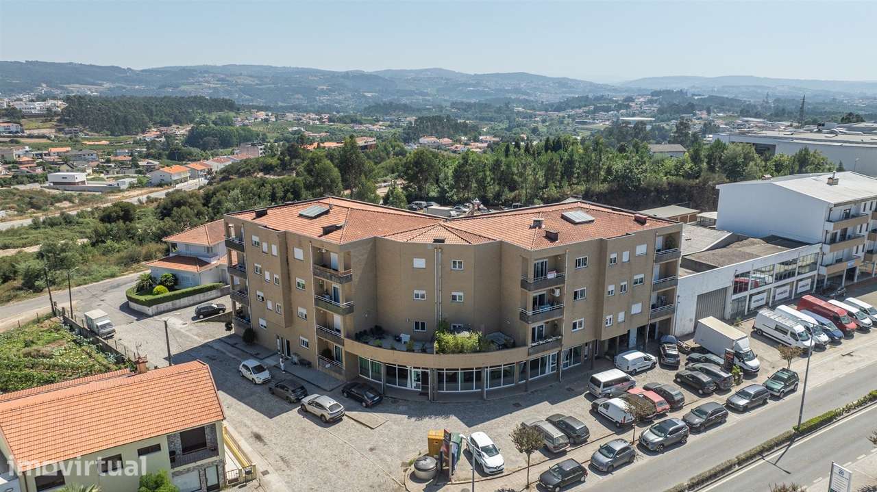 Apartamento T3 Perto do Centro de Lousada - Grande imagem: 2/25