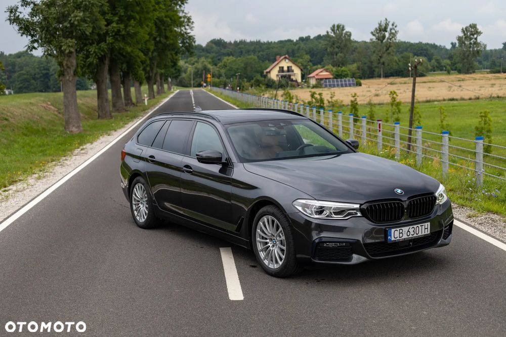 BMW Seria 5 520i Sport Line sport - 9