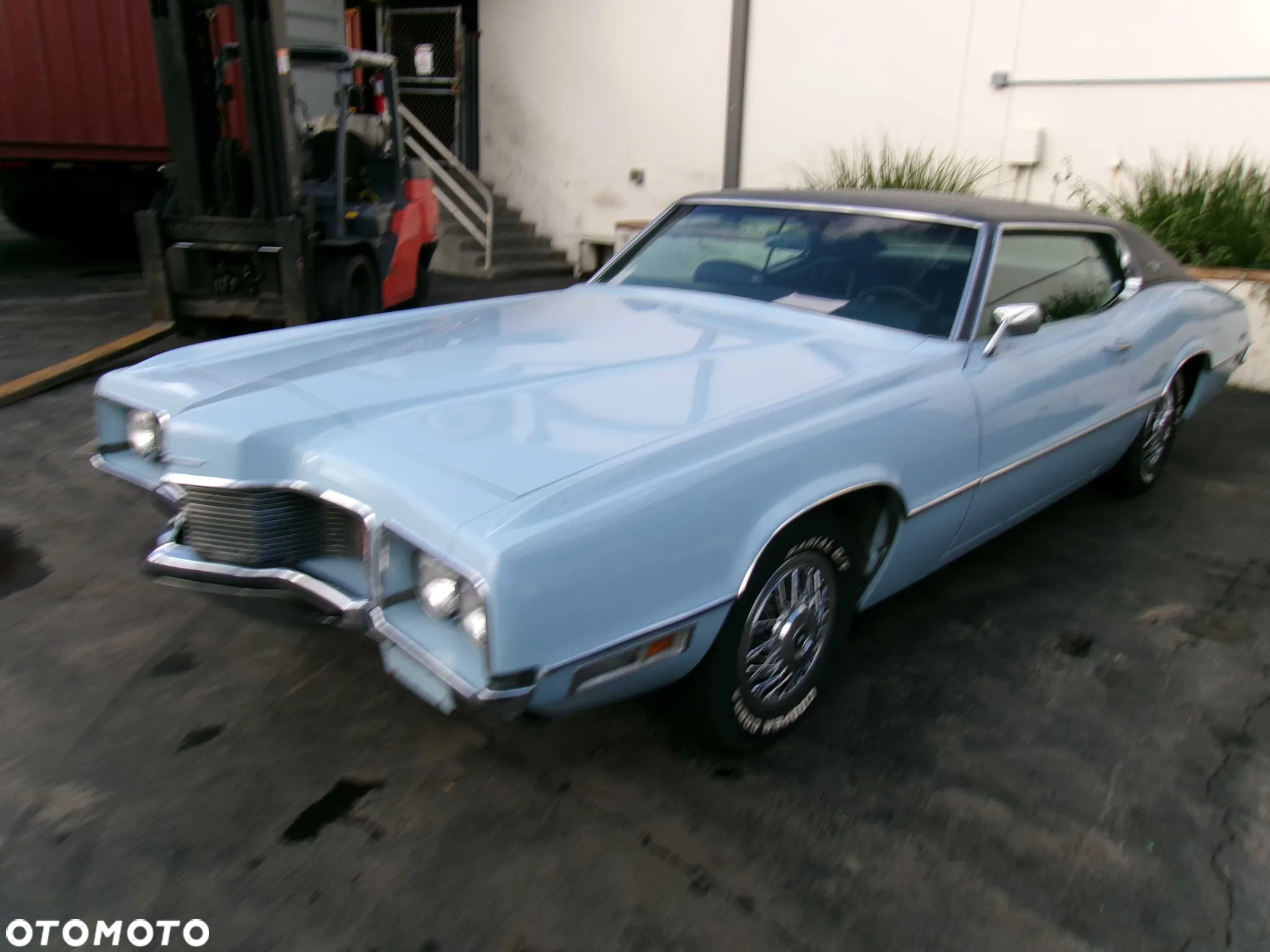 Ford Thunderbird - 16