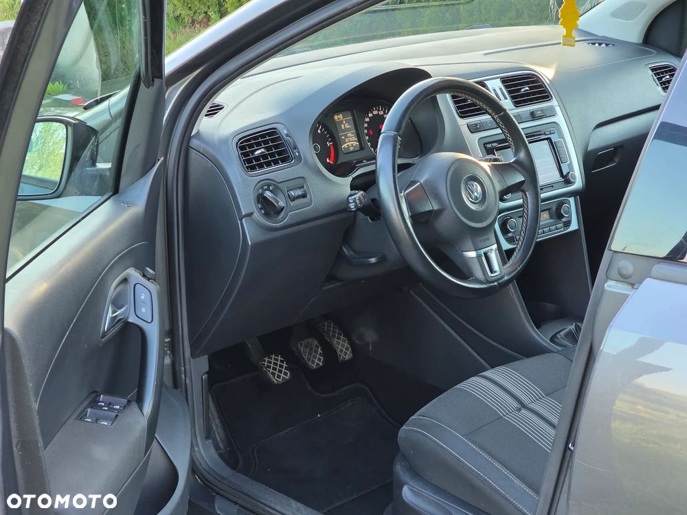Volkswagen Polo 1.6 TDI MATCH - 10
