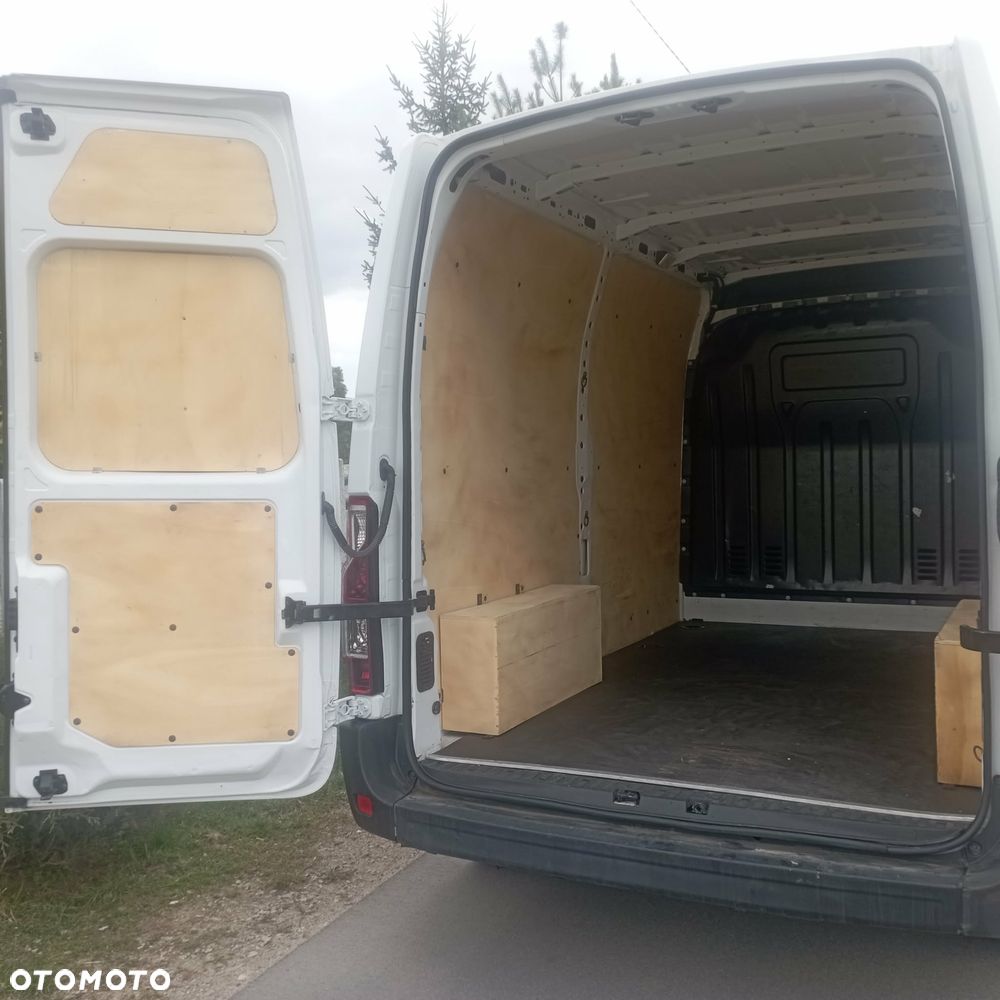 Renault Master - 18