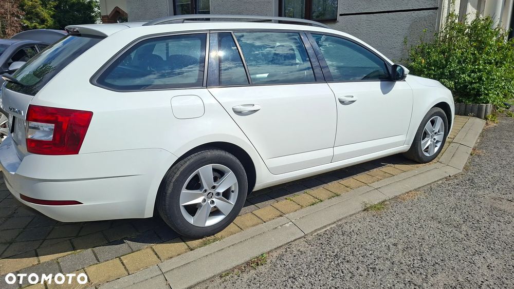 Skoda Octavia 1.6 TDI SCR Ambition - 8