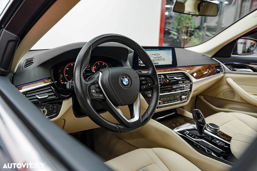 BMW Seria 5 520d Aut. - 12
