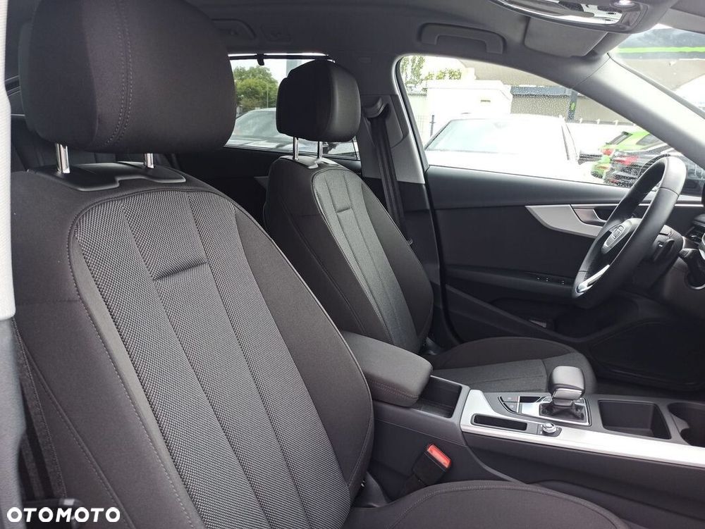 Audi A4 Avant 35 TFSI mHEV Advanced S tronic - 16