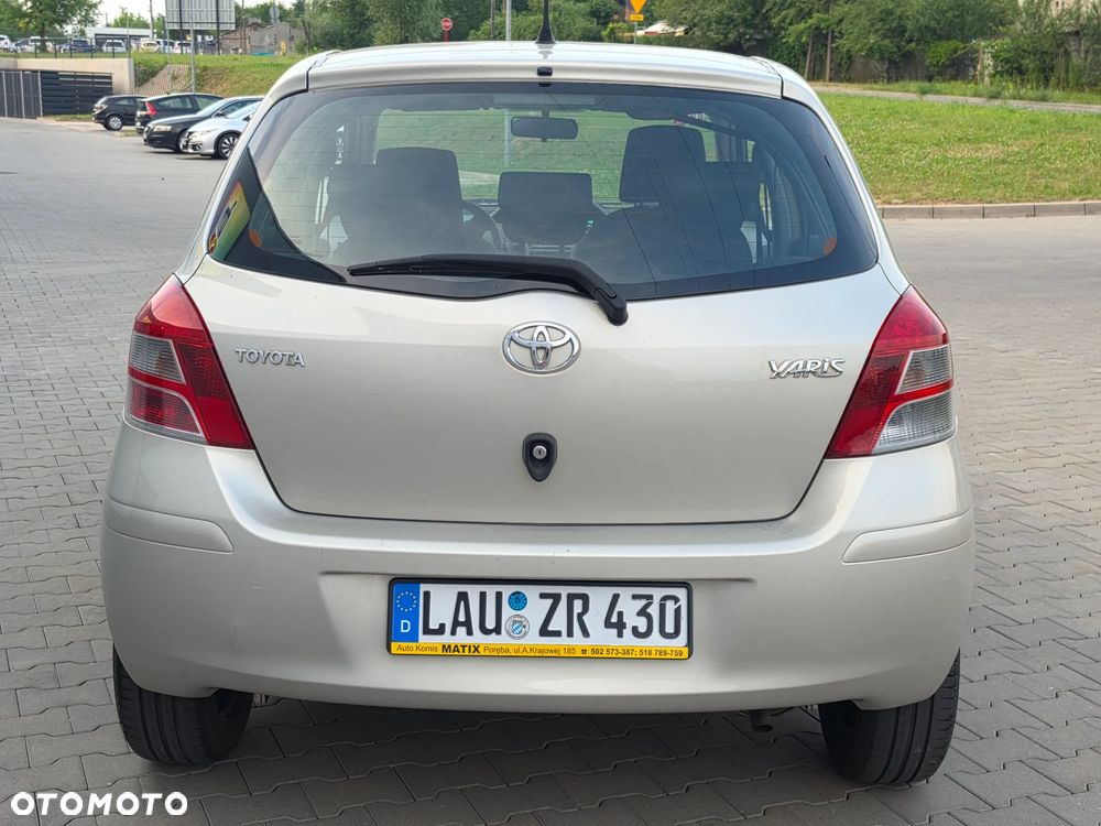 Toyota Yaris 1.0 VVT-i Cool - 21