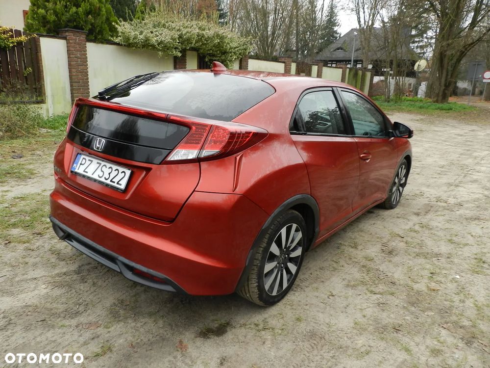 Honda Civic 1.8 i-VTEC Automatik Executive - 2