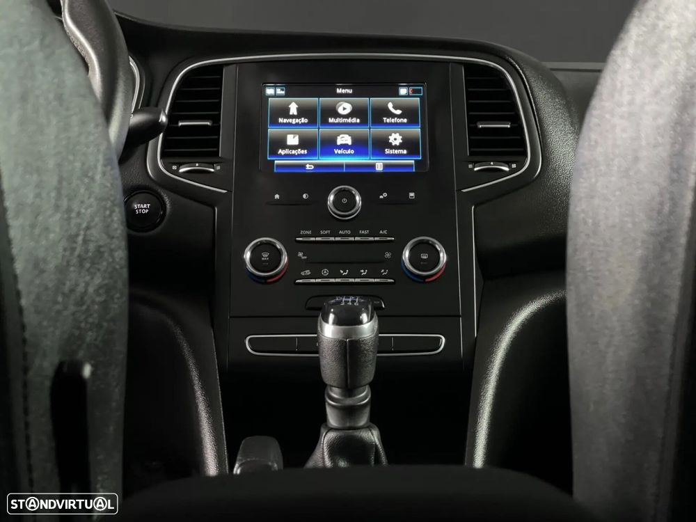 Renault Mégane Sport Tourer - 10