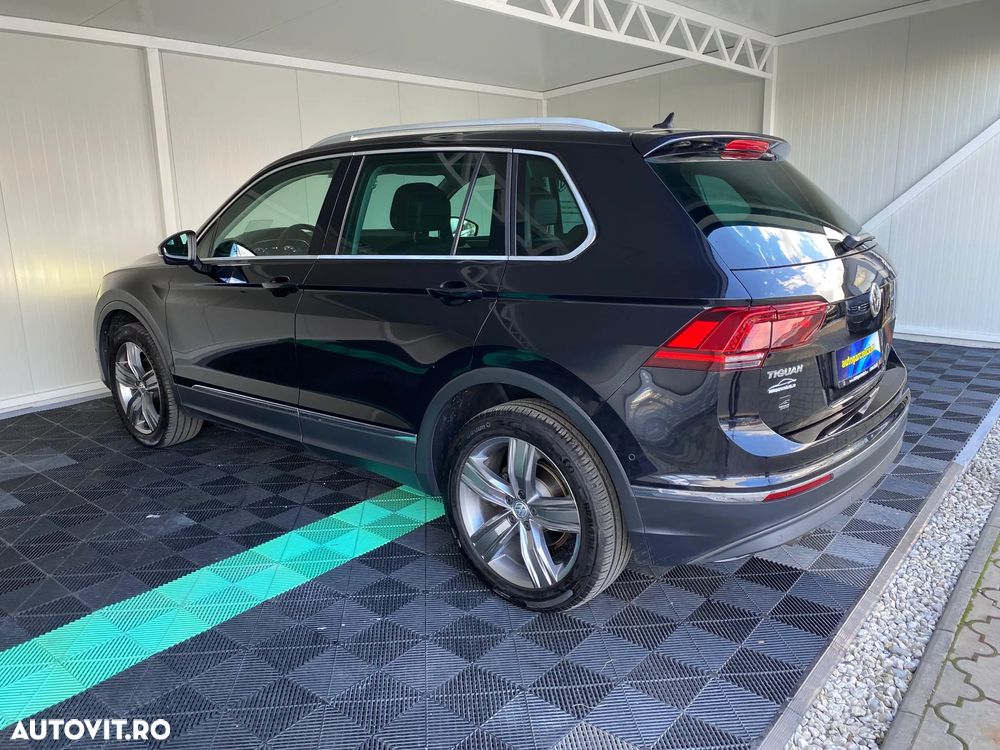 Volkswagen Tiguan - 11