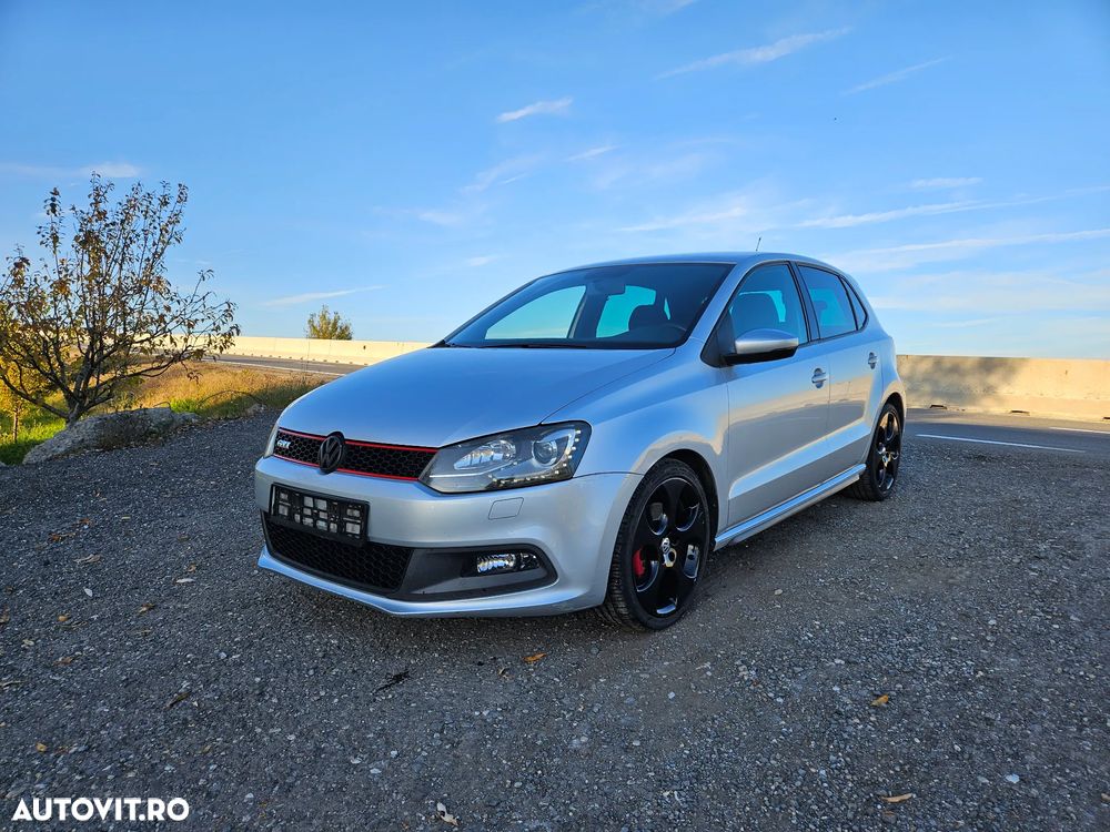 Volkswagen Polo 1.4 DSG GTI - 1