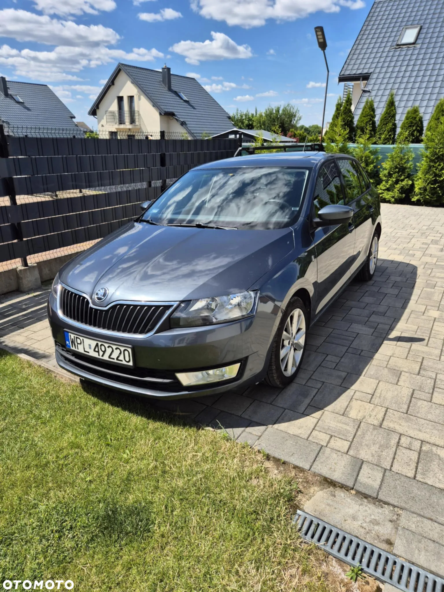 Skoda RAPID 1.6 TDI DPF Ambition - 2