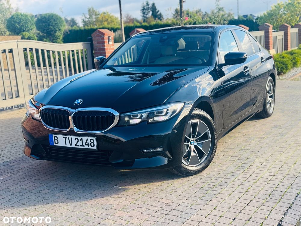 BMW Seria 3 318i Luxury Line - 35