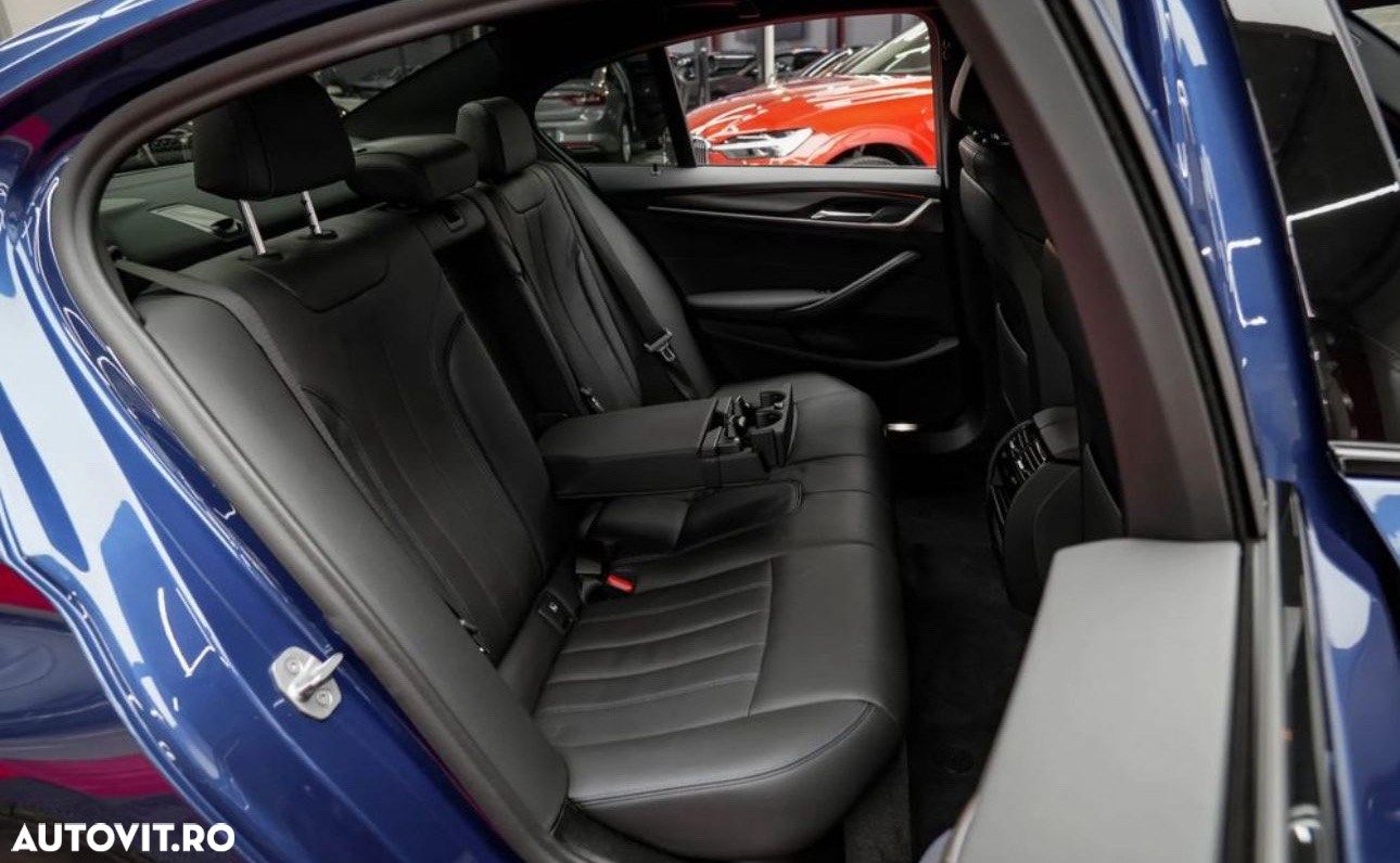 BMW Seria 5 520i AT MHEV - 12