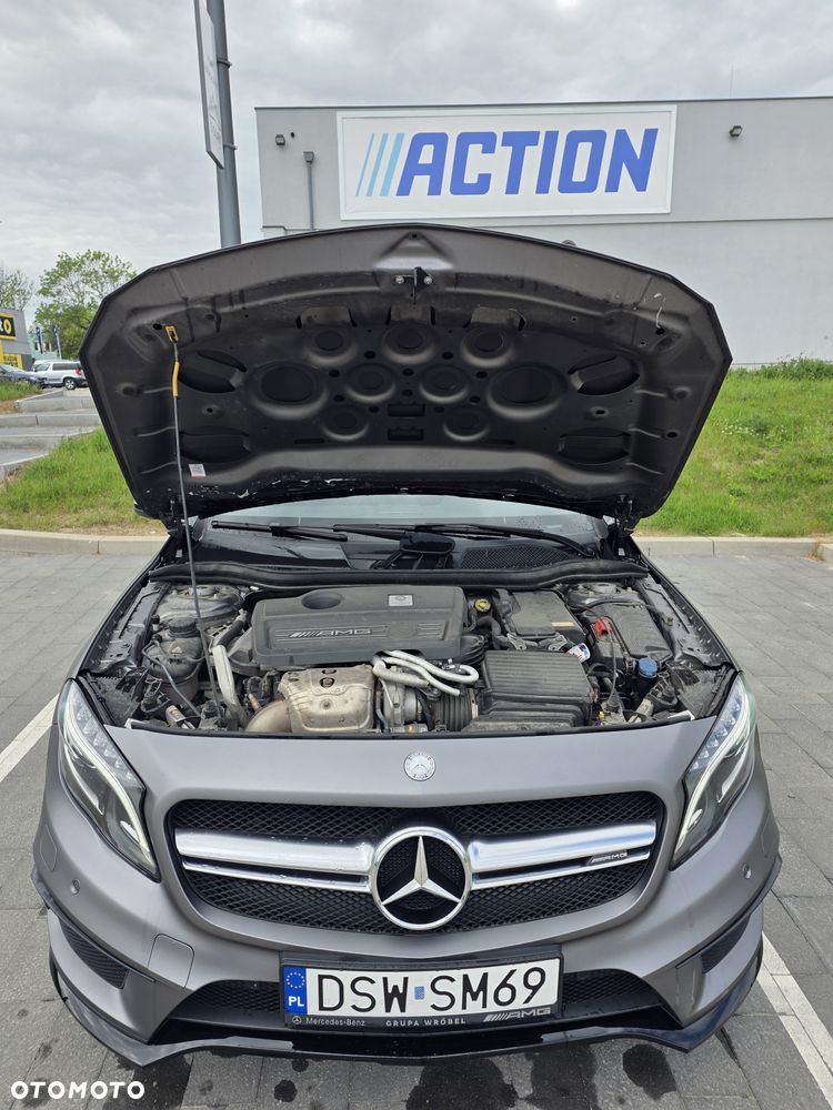 Mercedes-Benz GLA - 5