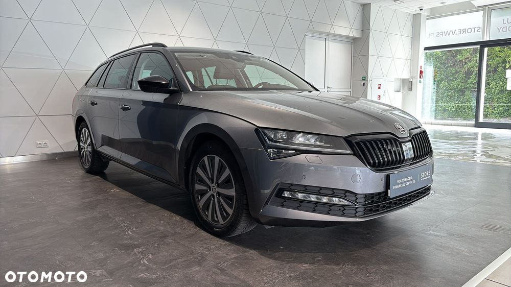 Skoda Superb 2.0 TDI SCR Style DSG - 8