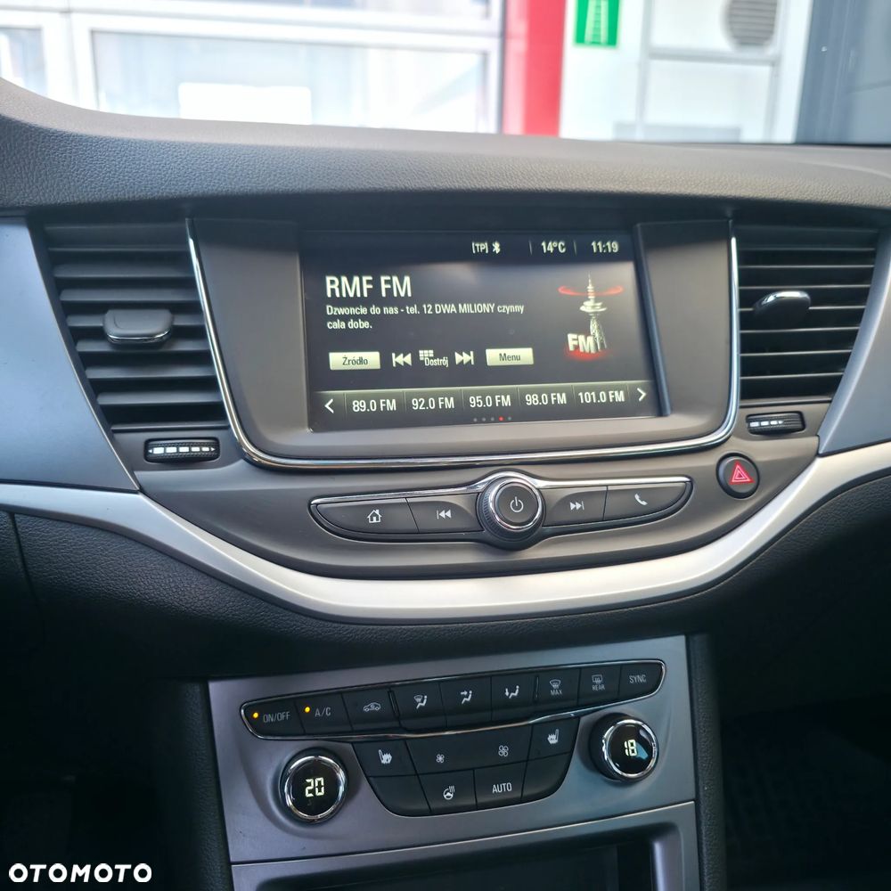 Opel Astra - 18