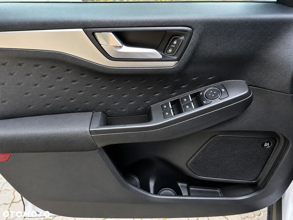 Ford Escape 2.0 EcoBoost AWD Titanium - 18
