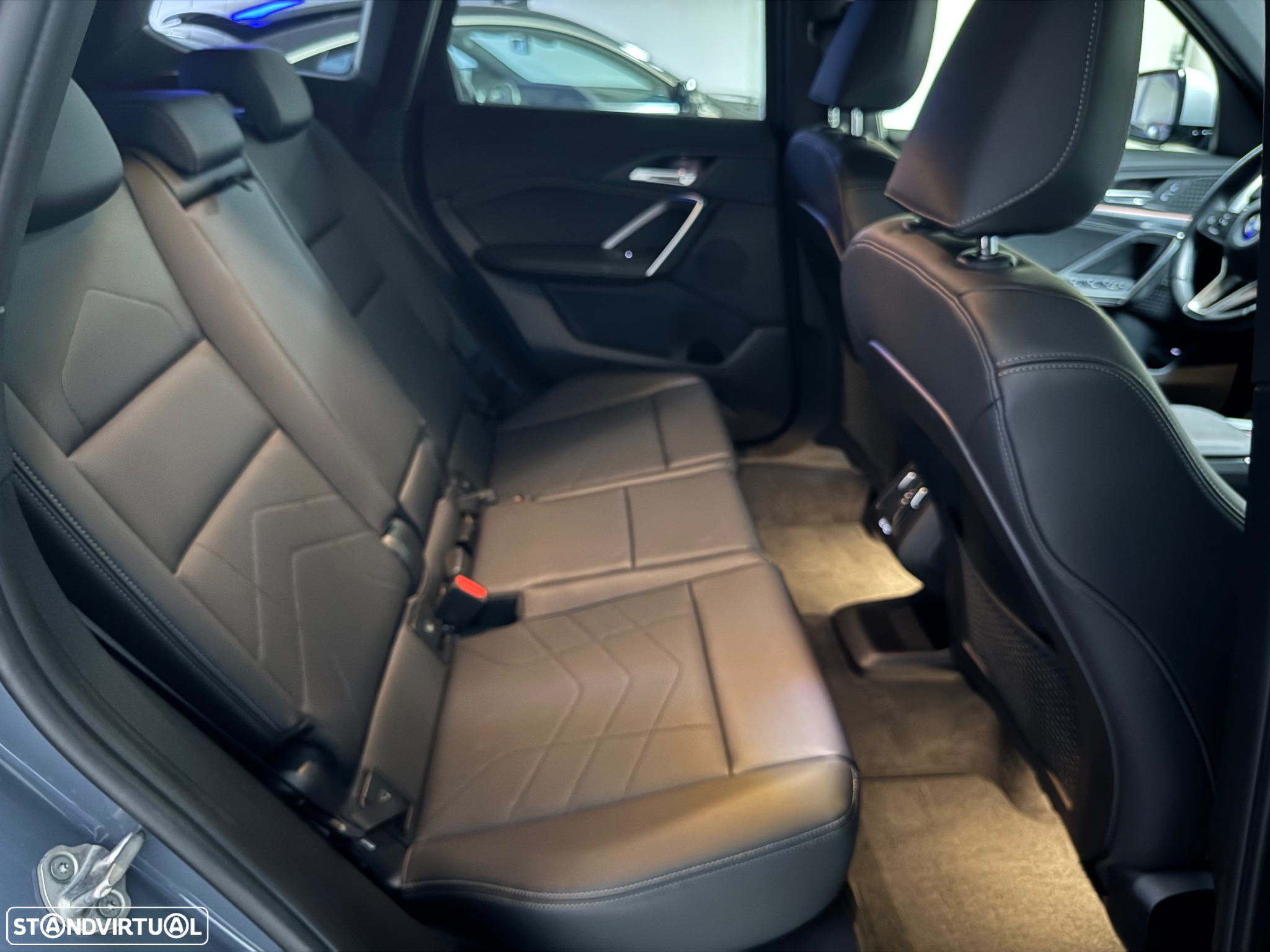 BMW X1 sDrive18i xLine - 16