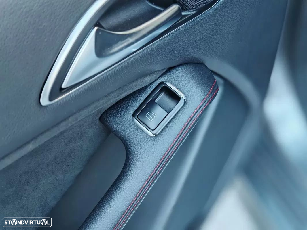 Mercedes-Benz CLA 220 CDi AMG Line Aut.111g - 32