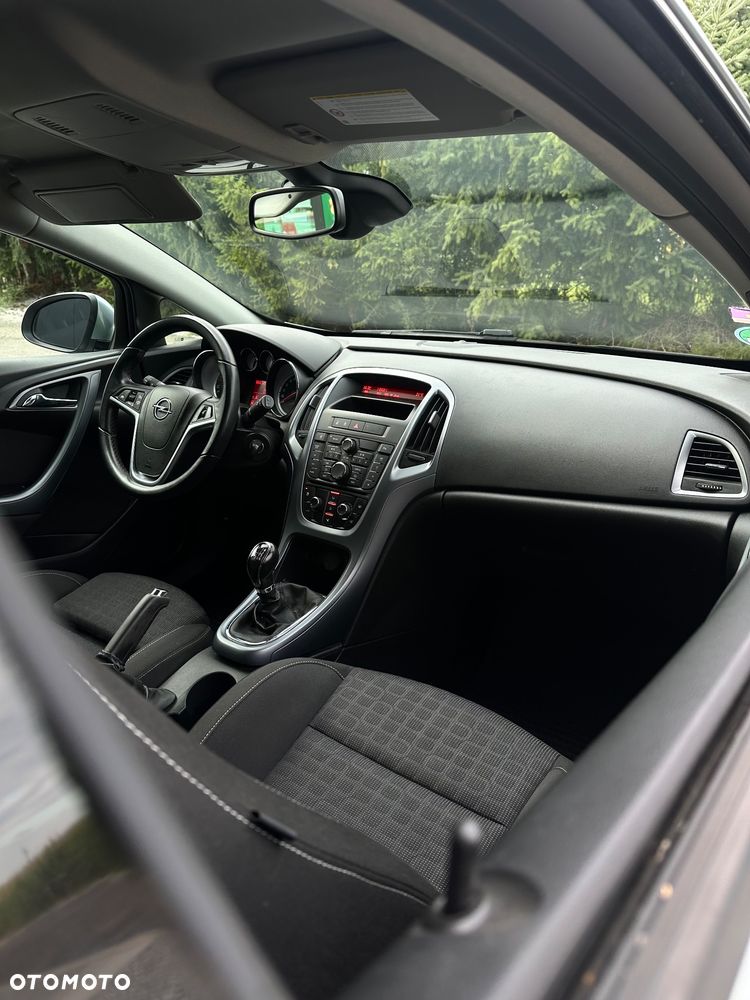 Opel Astra 1.4 Turbo - 14