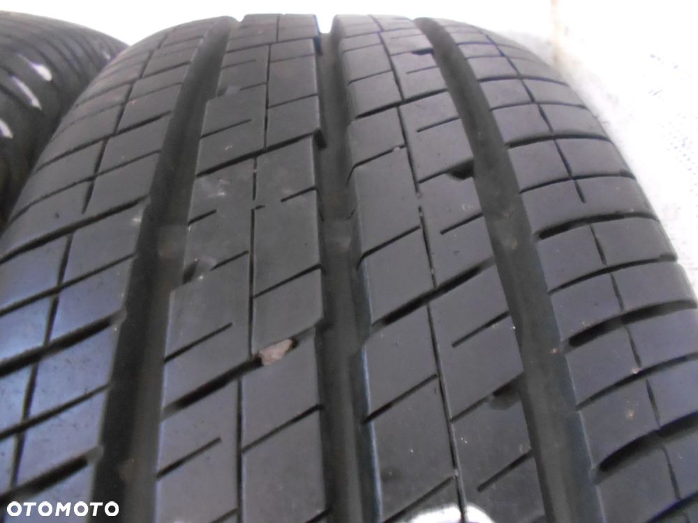 OPONY 215/65R15C CONTINENTAL VANCO 2 DOT 4718 / 0816 10MM - 4