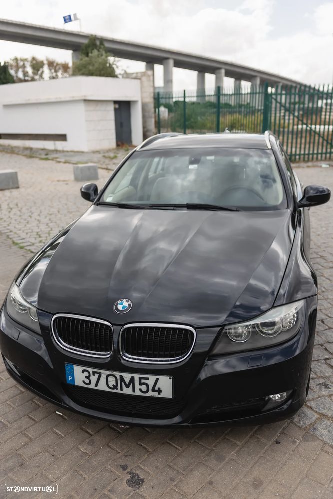 BMW 320 - 4