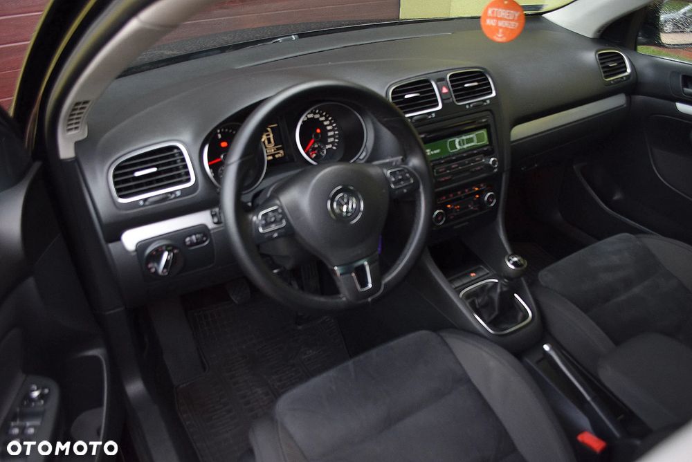 Volkswagen Golf 1.6 TDI Highline - 12