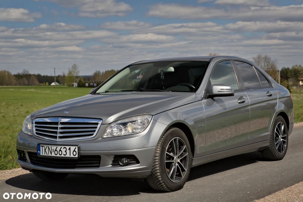Mercedes-Benz Klasa C 180 CGI Automatik BlueEFFICIENCY - 3
