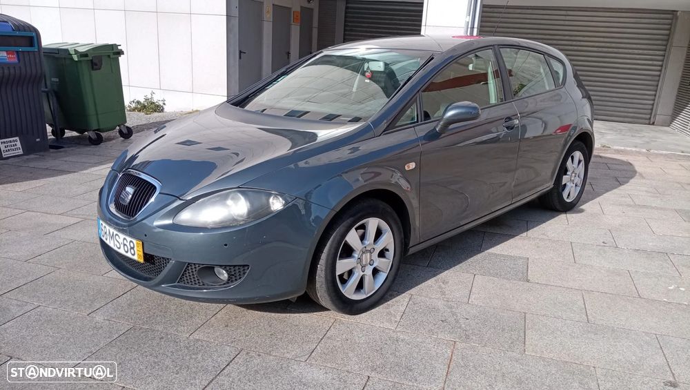 SEAT Leon 1.9 TDI DPF Ecomotive Style - 6