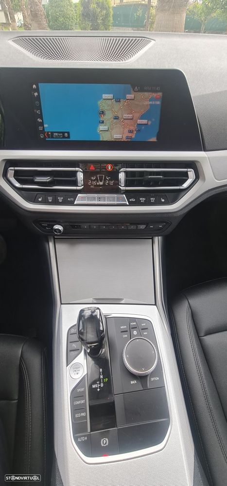 BMW 318 d Line Sport Auto - 25