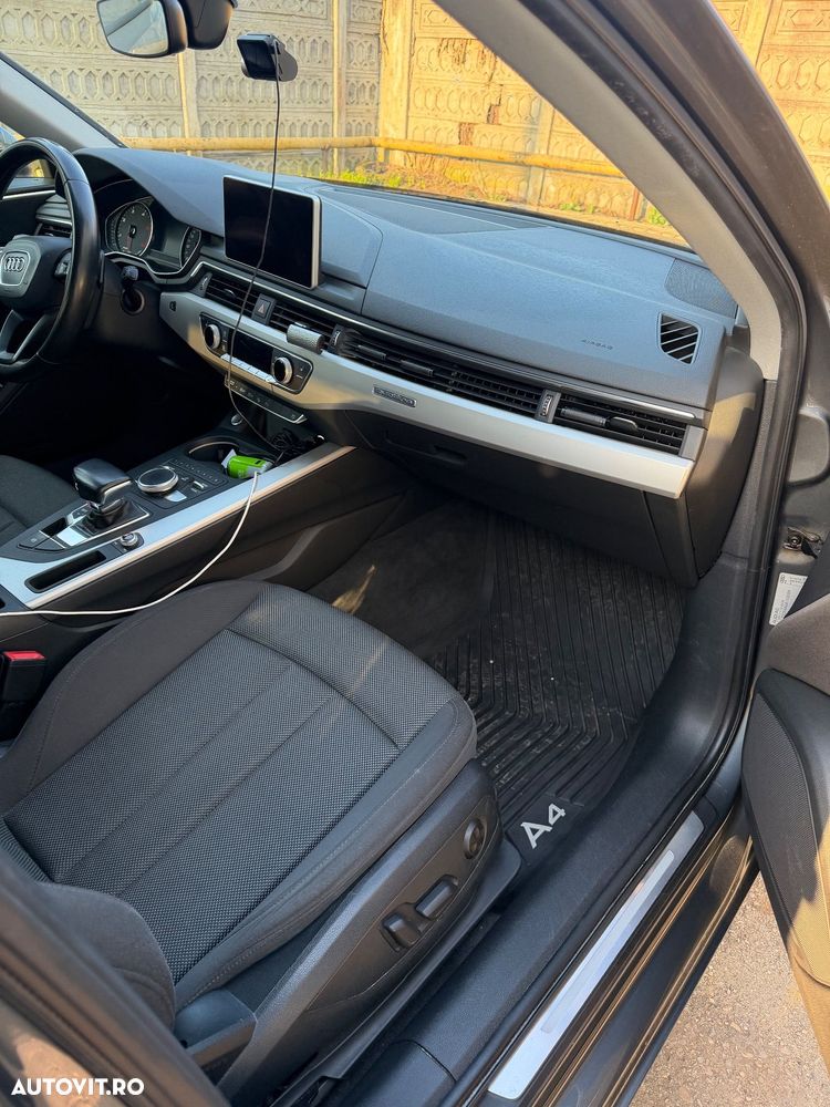 Audi A4 2.0 TDI quattro Stronic - 4