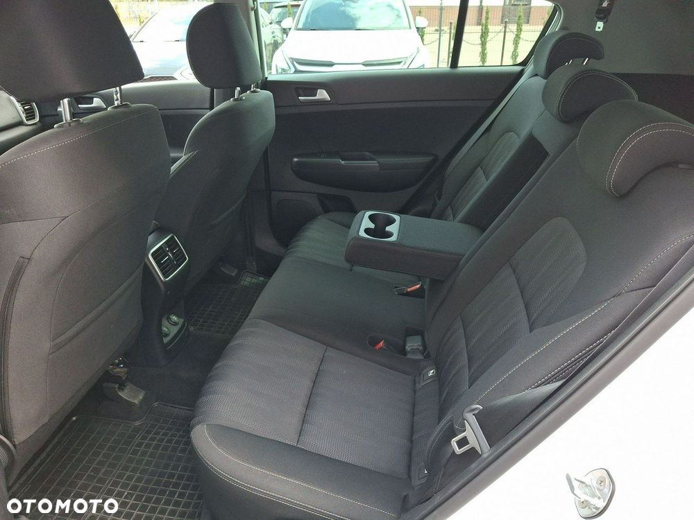 Kia Sportage 1.6 GDI M 2WD - 11