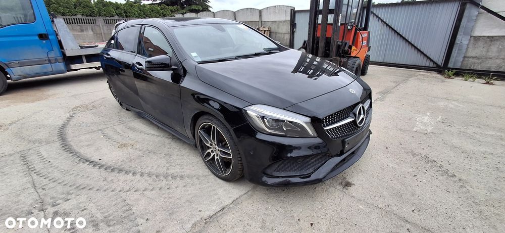 Mercedes-Benz Klasa A 160 d AMG Line - 2
