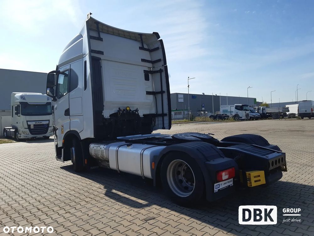 Iveco AS440ST/P - 5